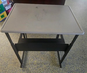 small school desk X2 cc