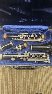 clarinet   (Cr r220)