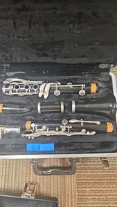 clarinet   (Cr r220)
