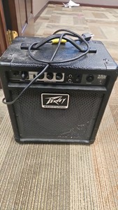 amplifier   (Cr r220)