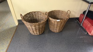 2 matching baskets cc