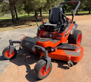 Kubota ZD1211 Diesel Zero Turn – 72” Deck – 603 Hrs – Commercial w/ NEW Blades, Drag Harrow & Fuel Can (Approx. $23,949.00 MSRP)