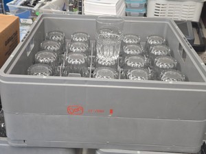 Lot of (25) Libbey� Commercial Stackable Glasses with Glass Tray