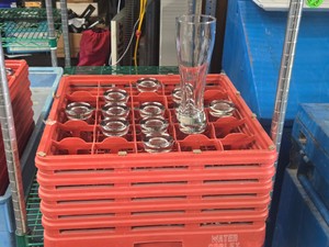 Lot of (13) Commercial Pilsner Beer Glasses with Glass Tray