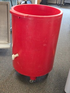 Plastic Rolling Cooler 33 x 22 (red)
