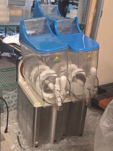 Commercial Dual-Bowl Slushie Machine