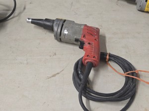 Milwaukee� Screw Shooter Screw Gun