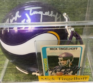 Mick Tingelhoff Signed 1978 Topps Card #451 Minnesota Vikings w Auto Card