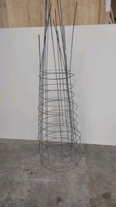 tomato cages