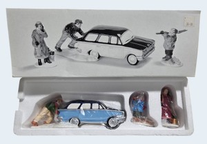 Dept. 56 Snow Village Stuck in the Snow  #5471-2