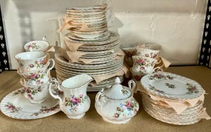Vintage Royal Albert moss rose bone China dishes set made in England