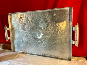 Vintage hammered aluminum large serving tray with pine cones, marked everlast metal
