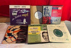 Vintage Lorreta young, Fred Waring, Tchaikovski 45 RPM vinyl records