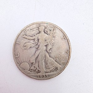 1935 Walking Liberty Half Dollar  90% Silver  Early Date Silver Half  Approx. 0.3617 Troy Oz Silver