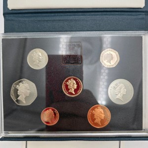 1988 Royal Mint United Kingdom Proof Coin Collection  7 Coin UK Collector Set  No Silver Content Verified