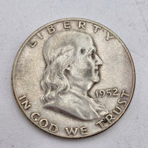 1952-D Franklin Half Dollar  90% Silver  .36169 Troy Oz Silver  Denver Mint U.S. Coin