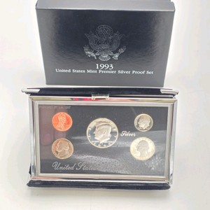 1993 U.S. Mint Premier Silver Proof Set  90% Silver Dime, Quarter & Half Dollar  .61487 Troy Oz Silver