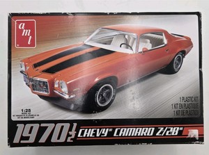 AMT 1970 12 Chevy Camaro Z28 125 Model Kit AMT635L12 Open Box