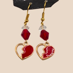 Red Broken Heart Charm Dangle Earrings  Gold-Tone Faceted Beads