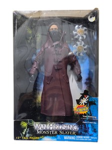 Van Helsing Monster Slayer 12 Tall Figure With Spinning Tojo Blades  Boxed