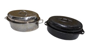 2-Piece Roasting Pan Lot - Graniteware & 11 Qt Stainless Roaster With Lids