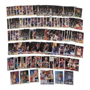 Large 1990s NBA Basketball Trading Card Lot  Upper Deck, Fleer, Topps & Hoops