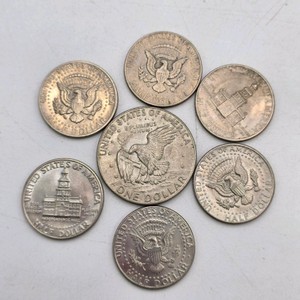 7 Kennedy Half Dollar Coin Lot  1970s Bicentennial & Older Circulated 50 Cent Coins