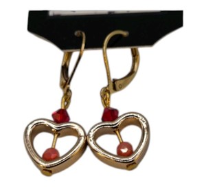 Handmade Jewelry  Local Minnesota Senior Artist  100% Proceeds Support The Artist Gold Tone Heart Dangle Earrings With Red & Coral Tone Beads