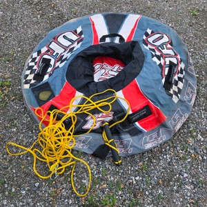 Inflatable Towable Water Tube with Rope and Handle