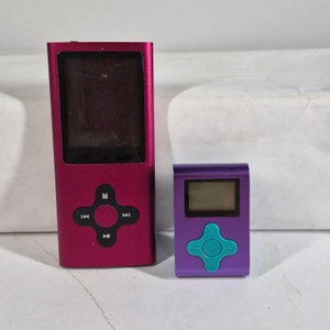 Lot of Eclipse 180 Pro 4GB MP3 Player and Mini Digital Music Player