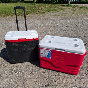 Lot of 2 Coleman and Igloo Coolers