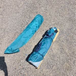 Teal Camping Tent with Carry Bag