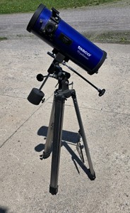 Tasco Galaxsee Reflector Telescope with Tripod Stand