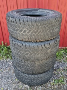 Lot of 4 Pro Comp All Terrain 31x10.50R15 Tires