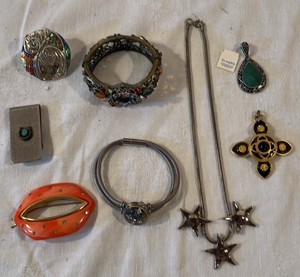 Collection of Vintage Jewelry Items