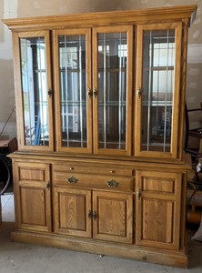 Mid 80s Style China Cabinet