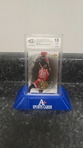 2009-10 UPPER DECK MJ LEGACY COLLECTION GOLD#40 MICHAEL JORDAN BCCG 10