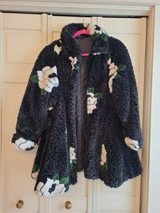 Vintage Floral Faux Fur Coat Black White Green Zip Front Womens