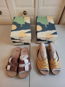 Lot of Earth Womens Leather Sandals Wide Width Size 8W Boxed