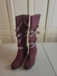 Womens Rhinestone Wrap Wedge Mid Calf Boots Burgundy Size 8.5W