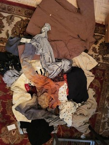 Mixed Women��s Clothing Lot Hoodies Jeans Jackets Sweaters DKNY Comfy