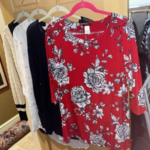 Womens Tops & Sweaters Lot IMAN Adrienne Vittadini Medium