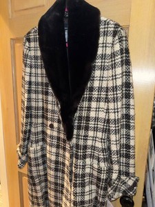 Jones New York Sloan Square Plaid Coat Faux Fur Collar Size 12