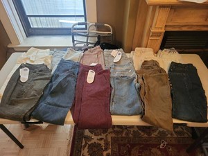 Womens Size 10 Jeans & Casual Pants Assorted Washes Mixed Styles