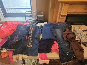 Assorted Womens Clothing Lot Jeans Tops Sweaters Jacket Mixed Brands