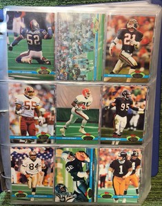 1991 Topps Stadium Club Football Set ( No Brett Favre) in Binder