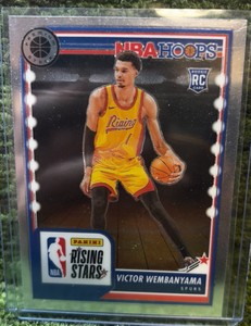 2023-24 NBA Hoops Premium Stock VICTOR WEMBANYAMA RISING STARS RC SPURS