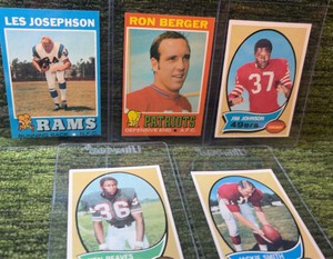 1970 Topps Football Lot of 5 VINTAGE w Ron Berger & Jim Johnson