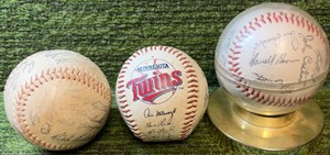 Baseball Auto Pen Twins Baseballs Lot of 3 Balls