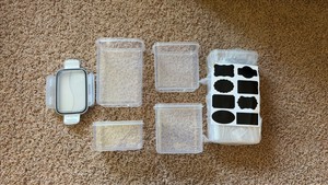8 pack - plastic food storage with snap on lids. 2- 8cup  4- 6cup  2- 3cup  8 snap on lids